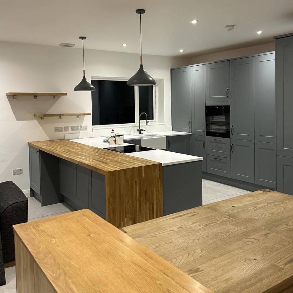 Painters & decorators in Blackpool and Lancashire. Painters & decorators in Blackpool and Lancashire.